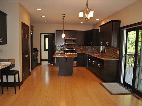 4th image of 4306 Stone Creek Dr