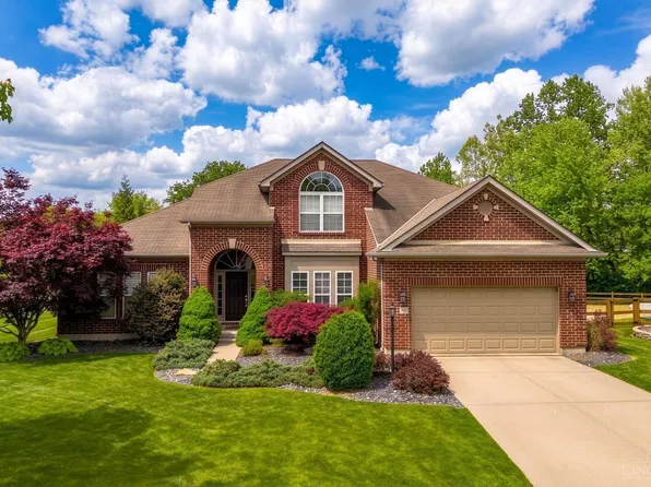 10801 Carolina Pines Dr, Harrison, OH 45030
