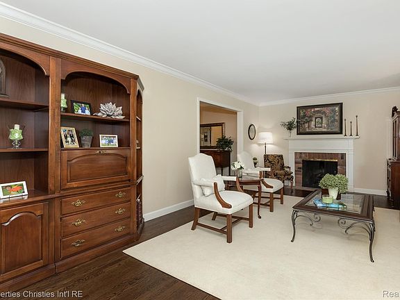 3rd image of 2805 Lamplighter Ln