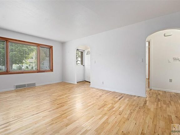 4th image of 1729 Avenue E