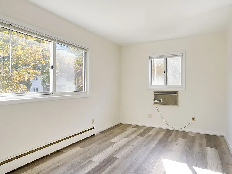 2800 Colfax — Photo 10