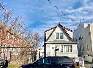 720 Edison Ave, Bronx, NY 10465
