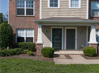909 Seven Oaks Blvd, Smyrna, TN 37167