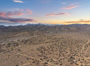 51856 Trails End Rd, Pioneertown, CA 92268