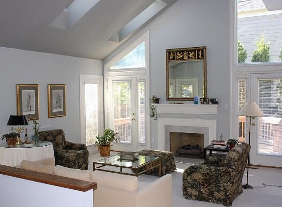 2nd image of 10515 Mereworth Ln