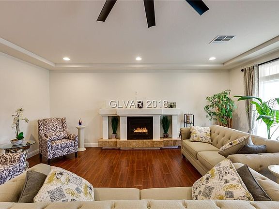 3rd image of 6325 Stag Hollow Ct