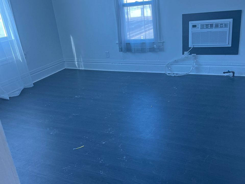 1st image of 929 Arcade St Unit 1