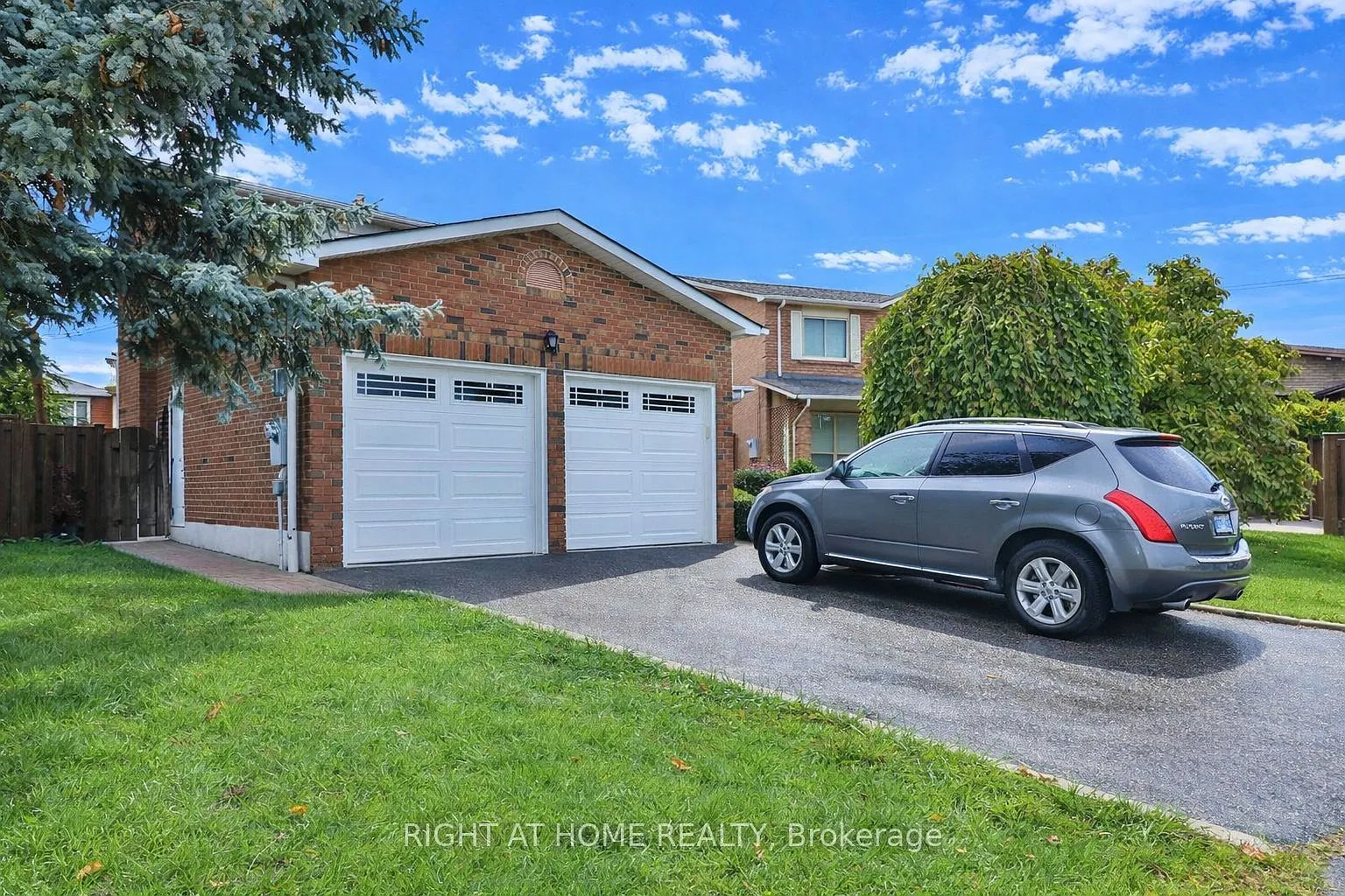 1433 Bough Beeches Blvd photo 1