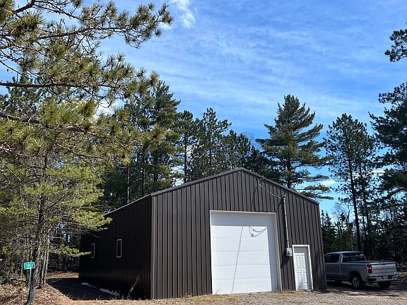 3rd image of 50428 Louis Point Rd