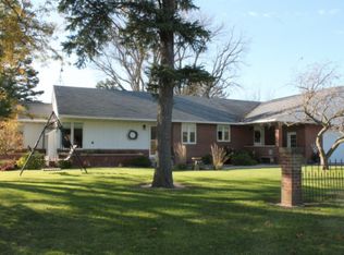 1763 Whalen Hill Rd, Lansing, IA 52151