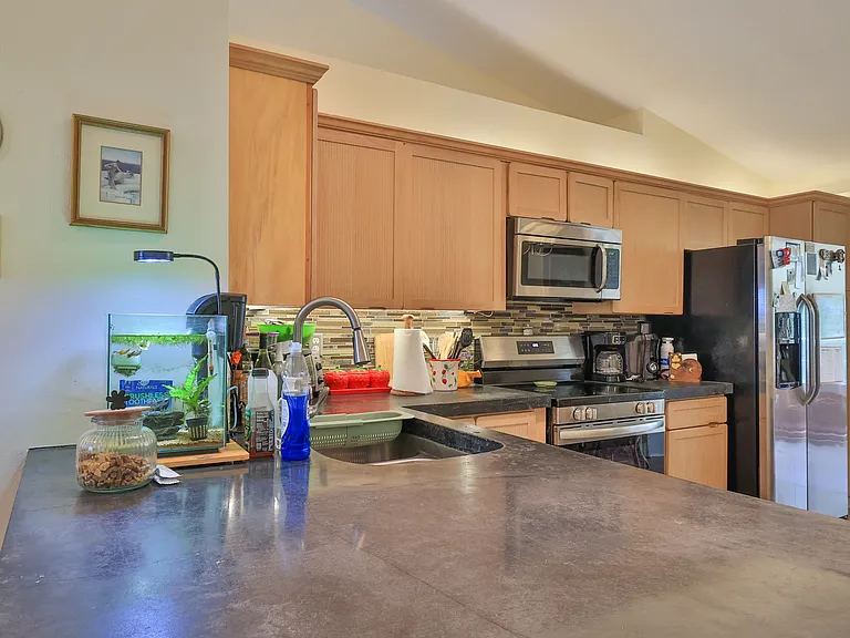 2908 Nordman Ave #2908 — Photo 4