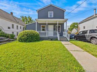 32 Ashcraft Rd, New London, CT 06320