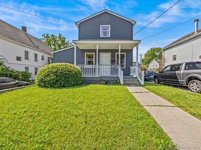 32 Ashcraft Road, New London, CT, 06320