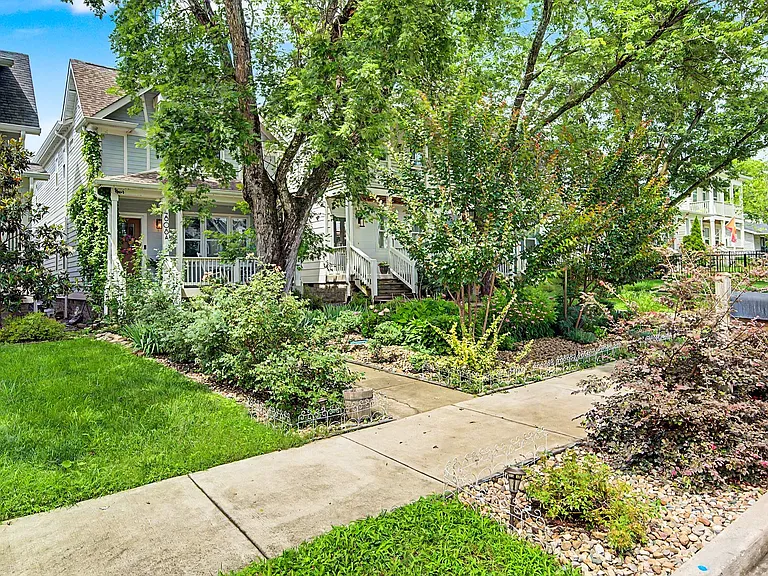 4808A Michigan Ave — Photo 2
