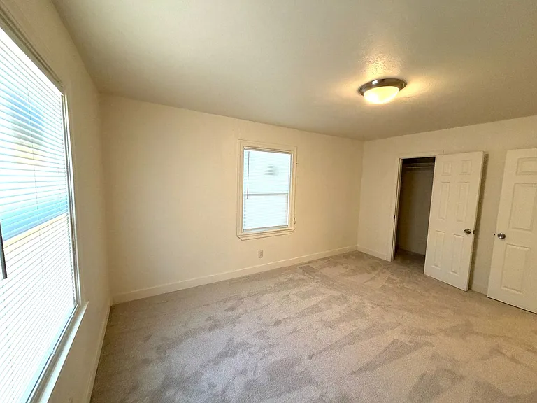877 Eleanor Ave — Photo 33