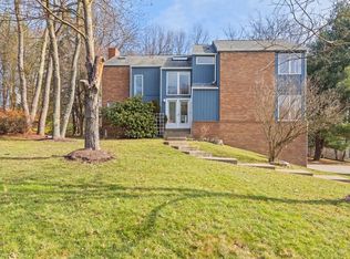 2409 Traci Dr, Pittsburgh, PA