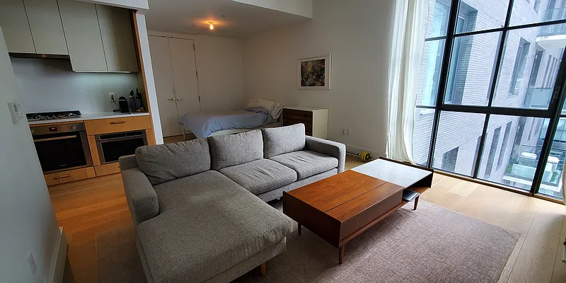 Rented by Compass | media 18