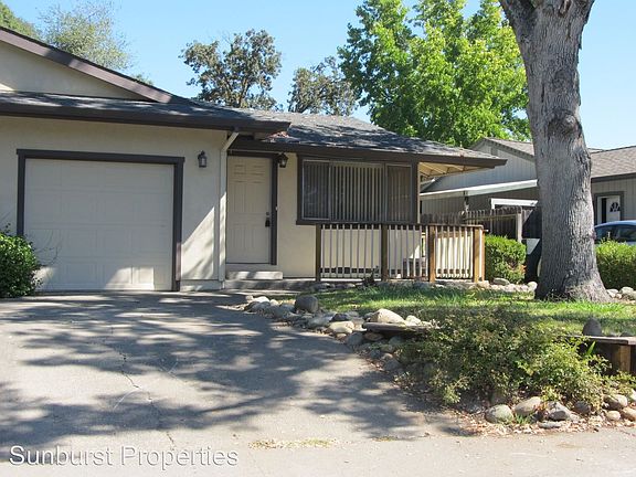 2nd image of 6182 Oakgreen Cir