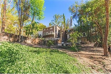 4th image of 21167 San Miguel St