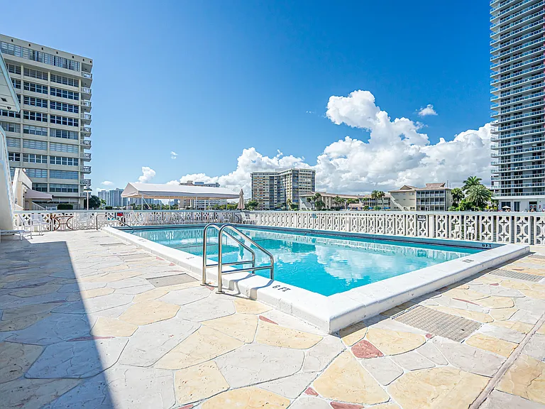 1801 S Ocean Dr #332 — Photo 28
