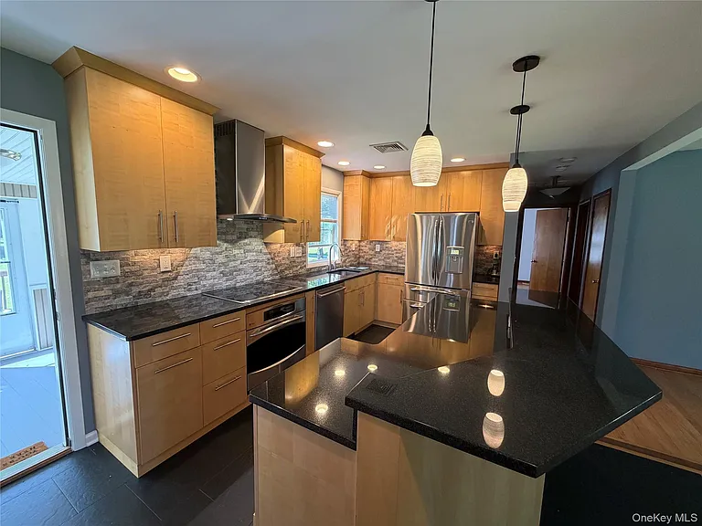 466 Route 82 — Photo 12