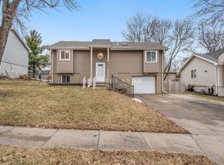 8410 S 142nd Ave, Omaha, NE 68138