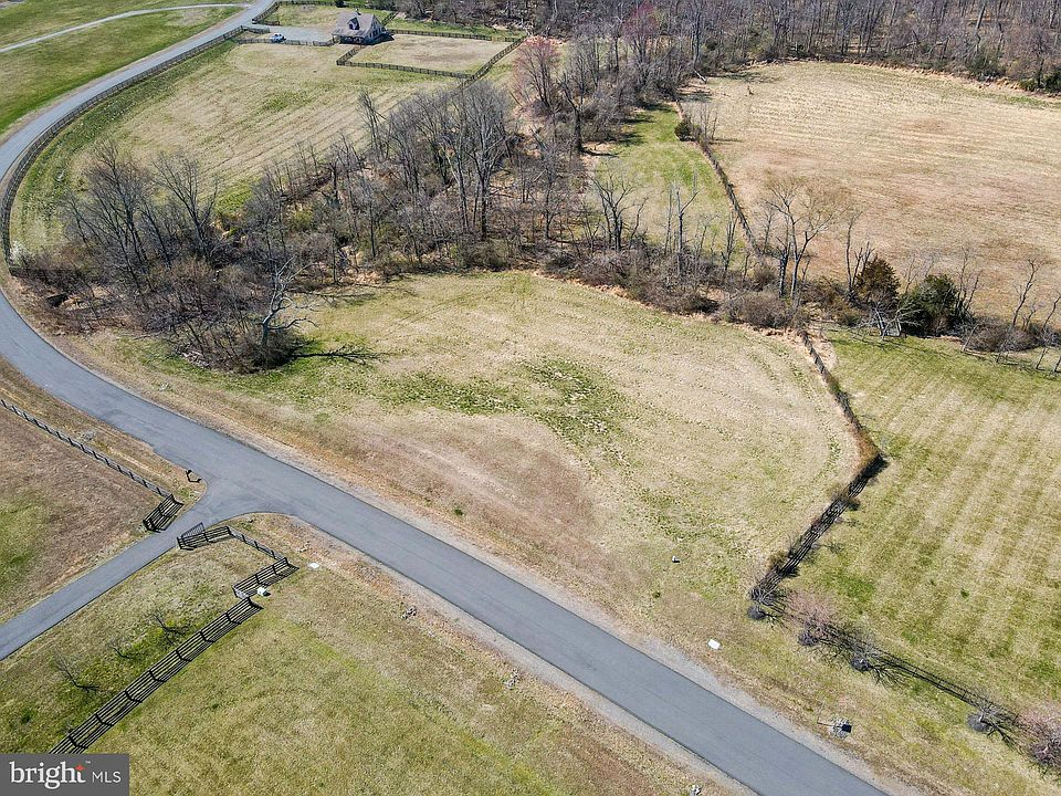 2705 Meander Creek Ln, Haymarket, VA 20169 Zillow