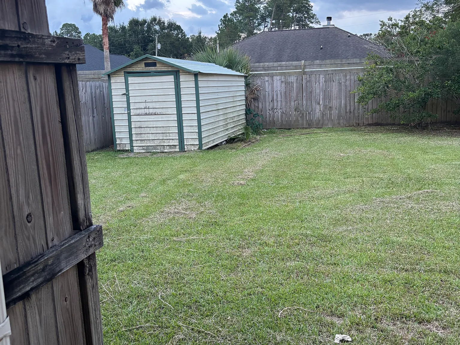 3 bed, 1412 sqft, $1,800 — Photo 2