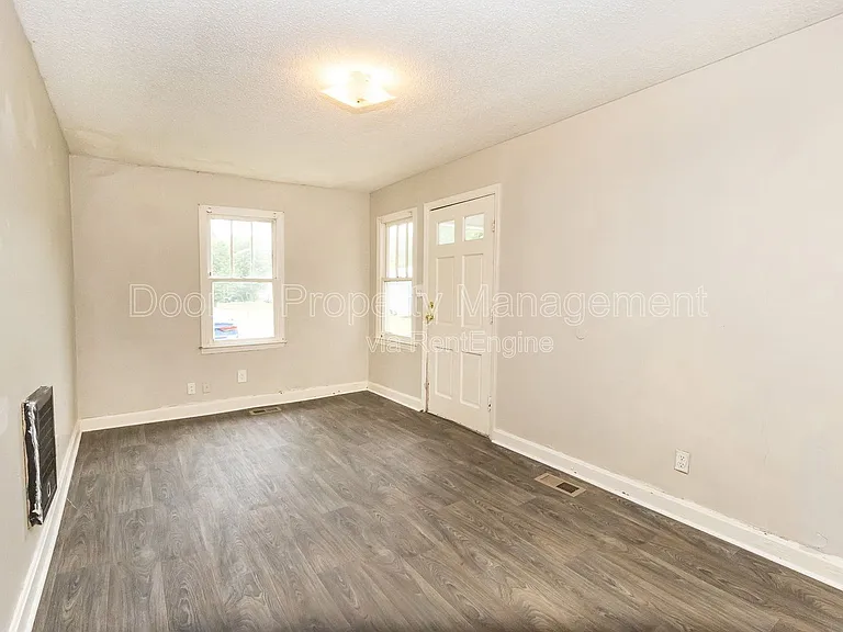 1023 Holland Johnson Rd #B — Photo 10