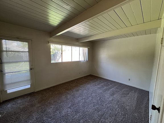 4th image of 906 Park Blvd