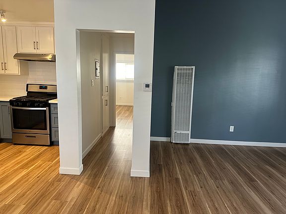 2nd image of 1057 Euclid Ave APT 5