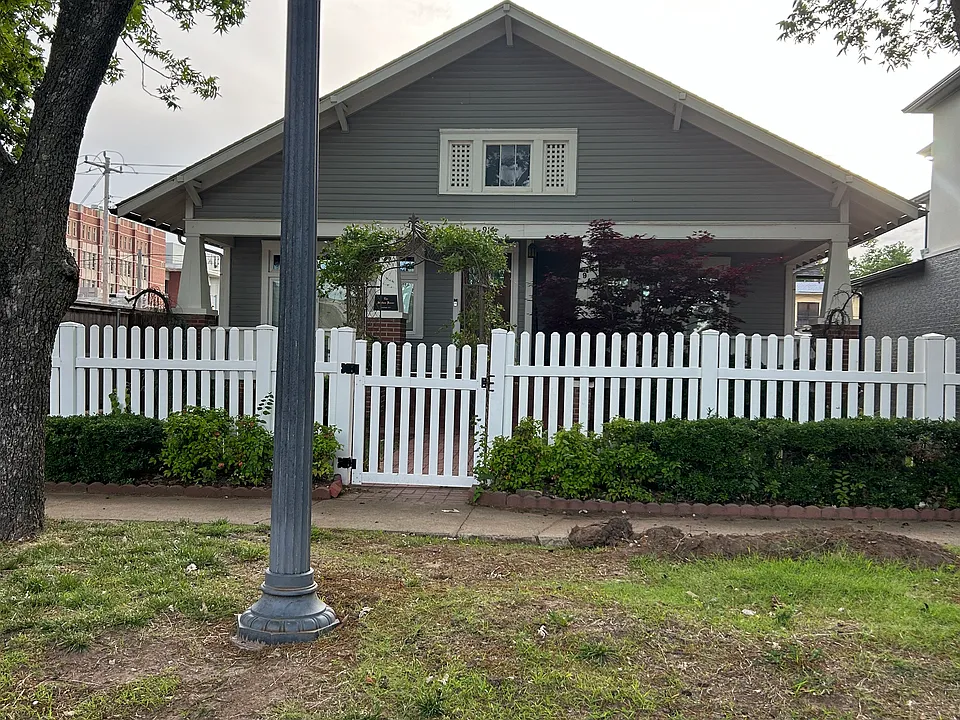 914 Monnett Ave