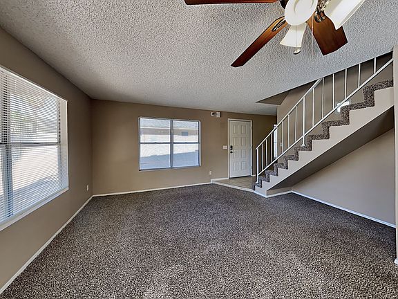 4th image of 912 E Escuda Dr