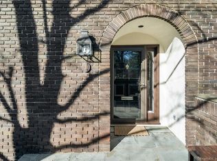 289 New Norwalk Rd #31, New Canaan, CT 06840