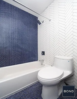 Rented by Bond New York | media 20