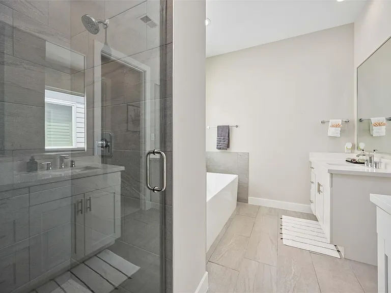 5821 Kansas St — Photo 22