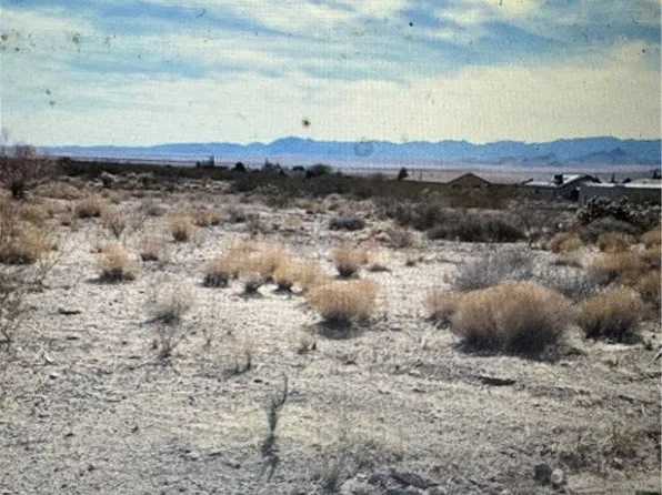 7280 E Cactus Drive, Kingman, AZ 86401
