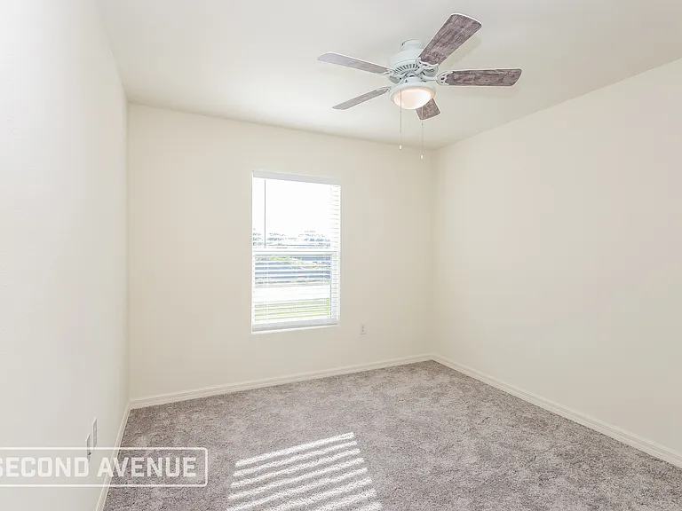 3301 65th St W — Photo 14