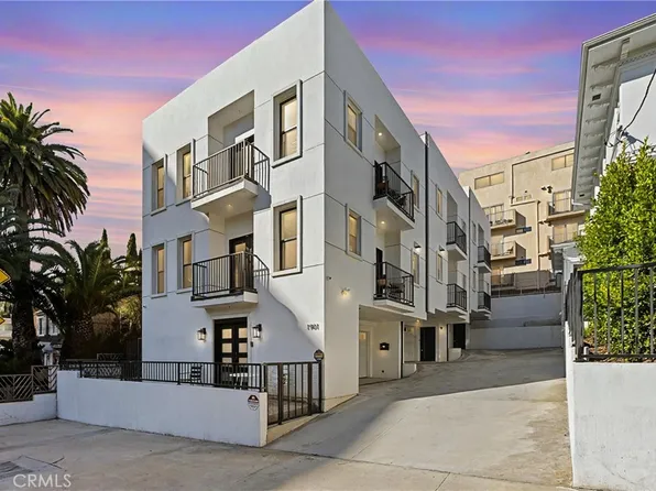 1901 N Stoke Ln, Los Angeles, CA 90068