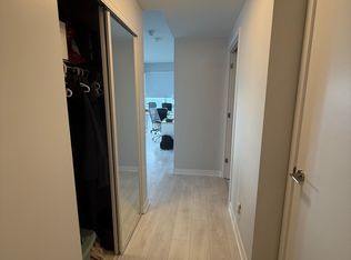 2221 Yonge St #2708, Toronto, ON M4S 0B8
