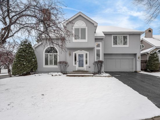 15660 16th Pl N, Plymouth, MN 55447