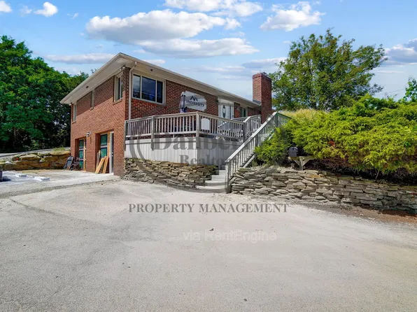 1133 N Byrne Rd, Toledo, OH 43607