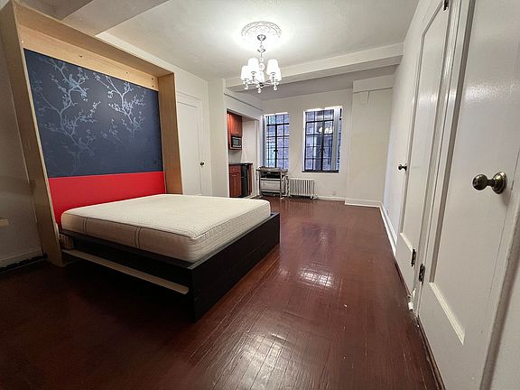 3rd image of 45 Tudor City Pl APT 1409