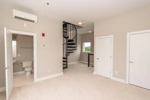 950 Westmere Ave — Photo 16