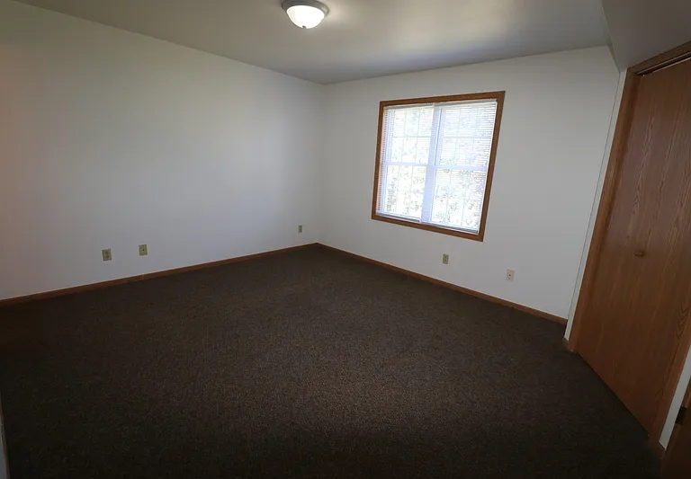 2318 Valley Rd — Photo 9