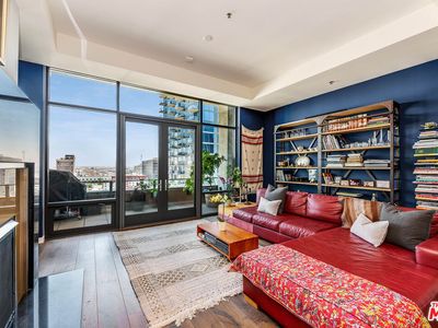 1111 S Grand Ave #PENTHOUSE 7, Los Angeles, CA, 90015