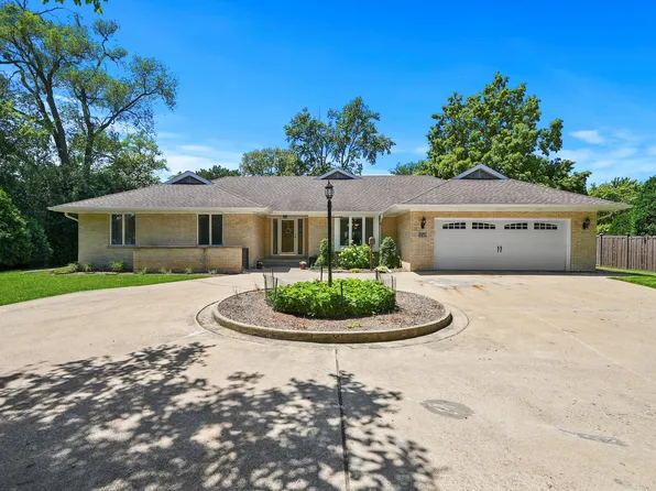 1240 S Brainard Ave, La Grange, IL 60525