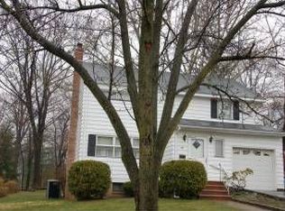 48 Brentwood Dr, Verona, NJ 07044