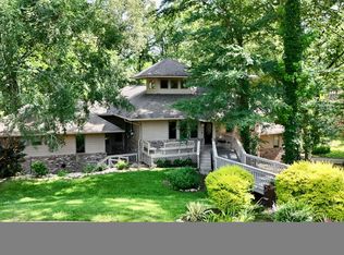 211 Monterey Dr, Clinton, MS 39056