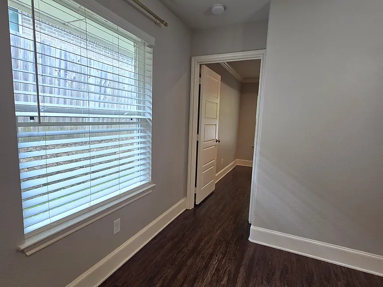 19866 Meadow West Ln — Photo 21